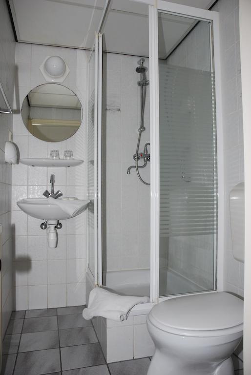 Bed And No Breakfast Joy Bed & Breakfast Noordwijk Ruang foto